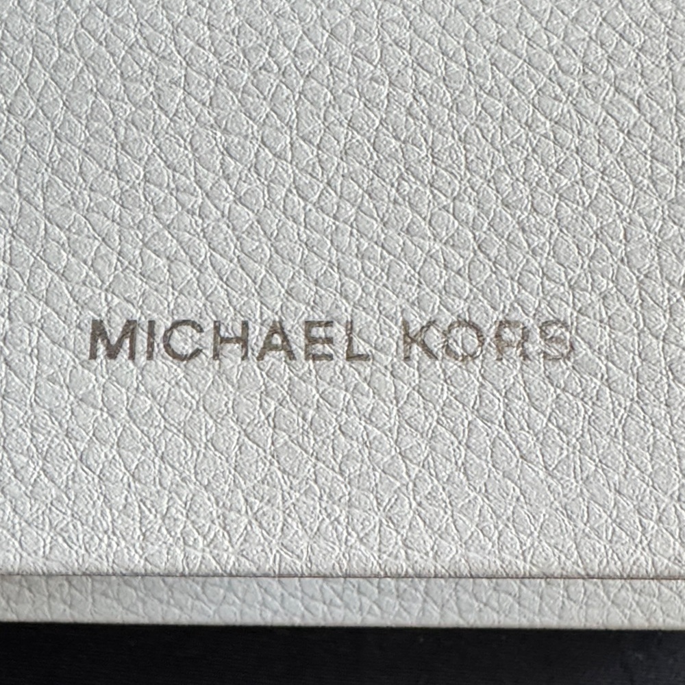 Michael Kors White Leather Eyewear Case - Picture 2 of 7